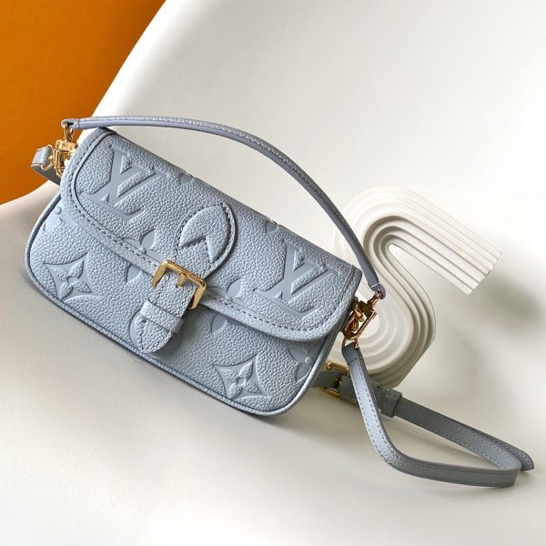 Louis Vuitton M83592 Nano Diane Women Shoulder Bags Size 19*10.5*6cm
