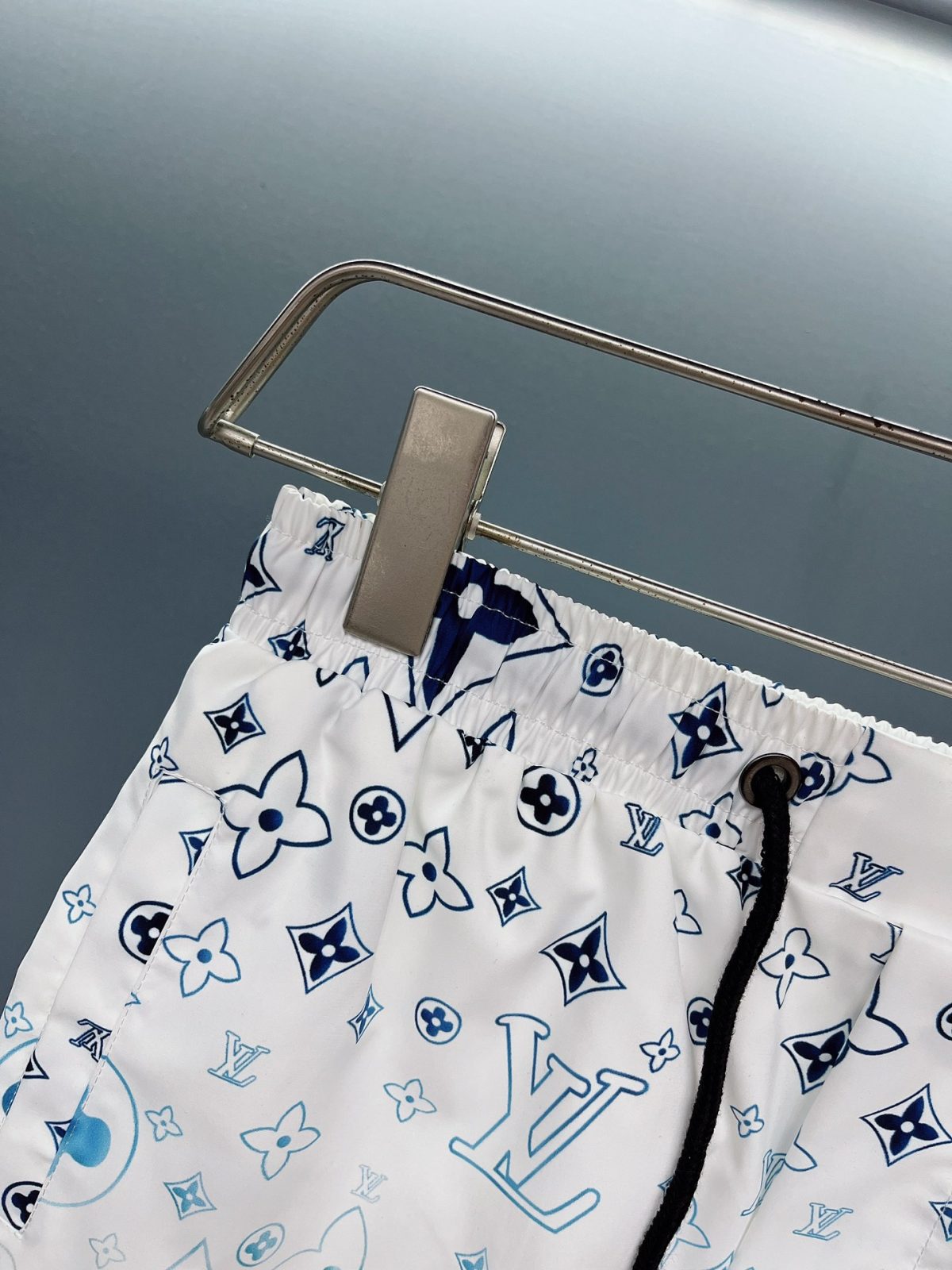 Louis Vuitton Beach Pants Size M-XXXL - Image 4