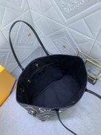 Louis Vuitton Shopping Bags 31*28*14cm - Image 9