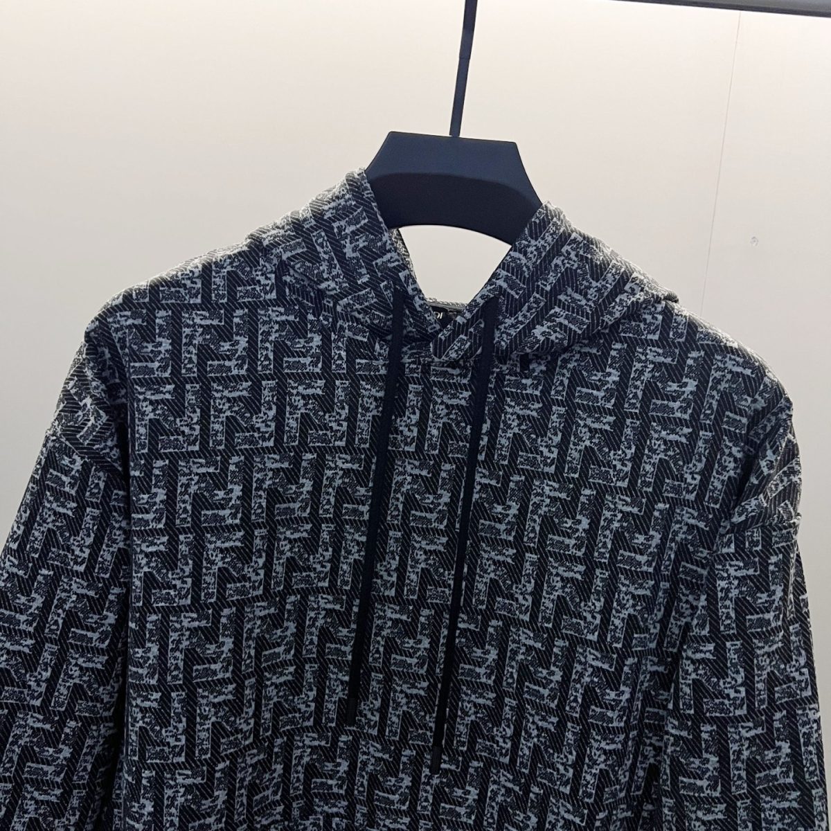 Fendi Unisex Sweatshirt Size S-XL - Image 6
