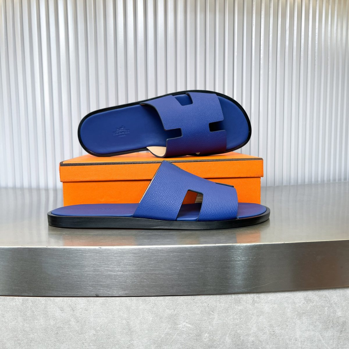 Hermes lzmir Sandals Size 40-45 - Image 4