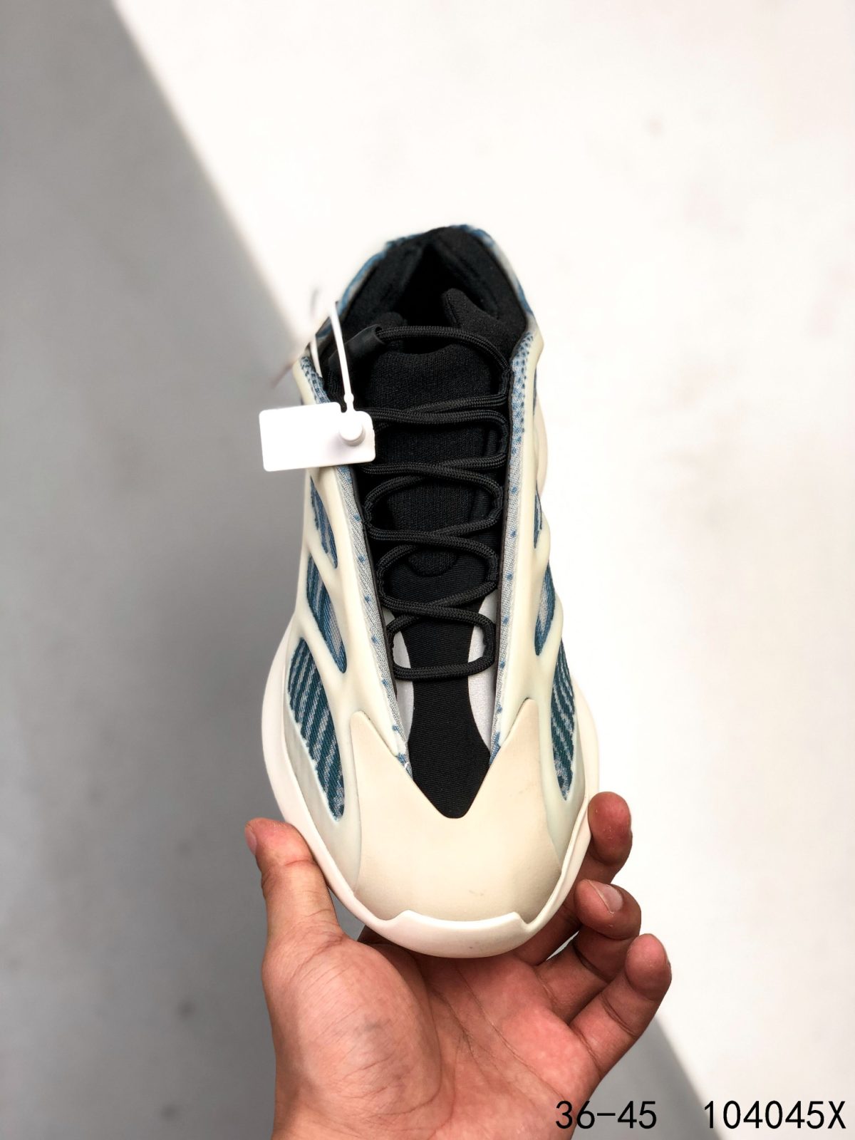 Yeezy 700 V3 Mens/Women's Sneakers Shoes 36 - 45 - Image 8