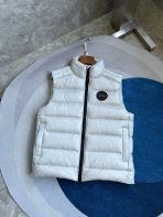 Canada Goose E2229 Crofton Vest-WD Men Winter Vest Size S-XXL - Image 3