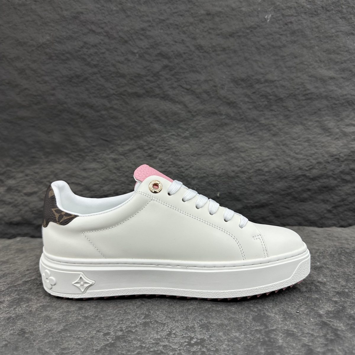 Louis Vuitton Time Out Sneaker Size 36-46 - Image 9