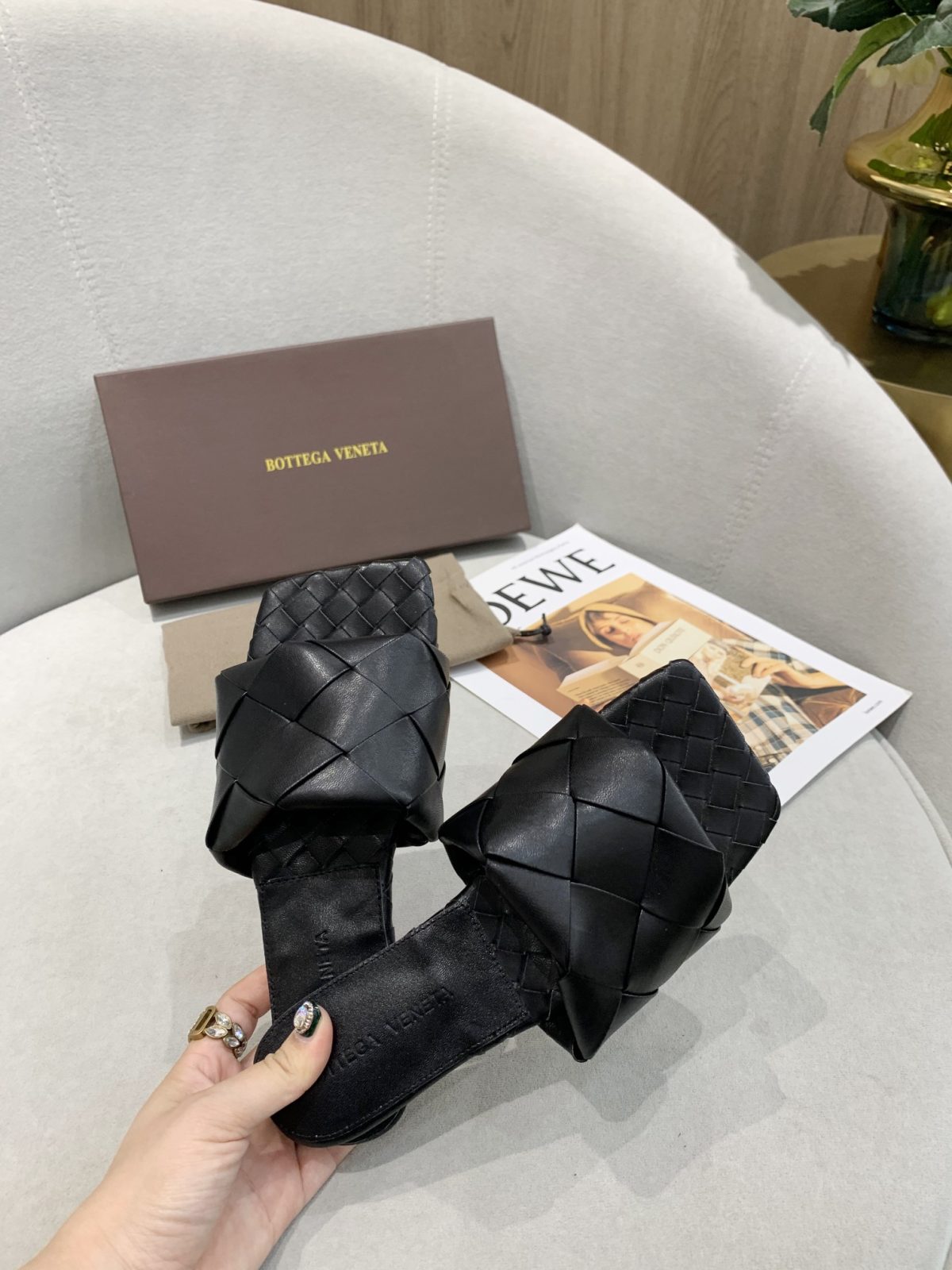 Bottega Veneta Women Sandals Gr. 35-42 - Image 5