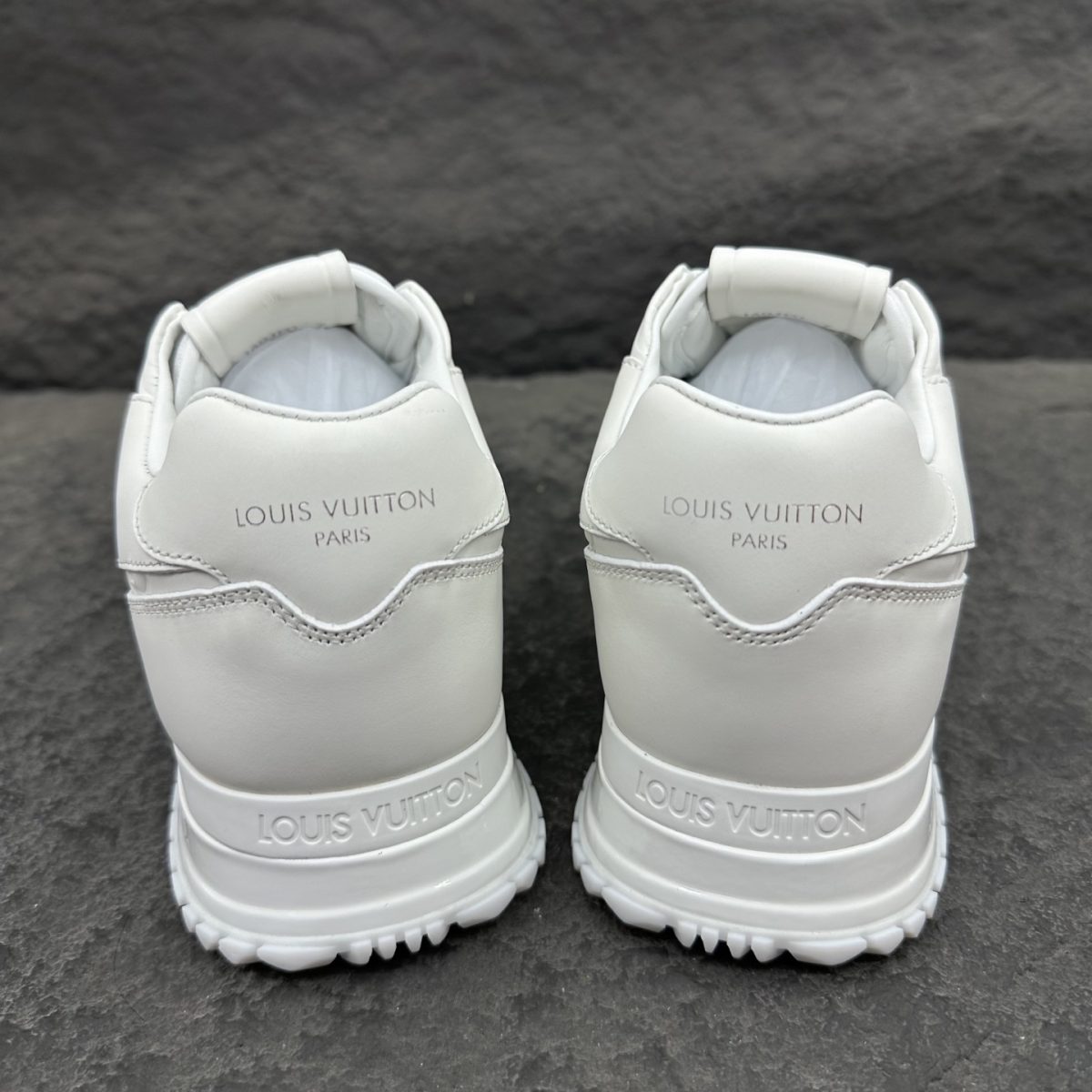 Louis Vuitton Run Away Sneaker For Men Size 39-46 - Image 8