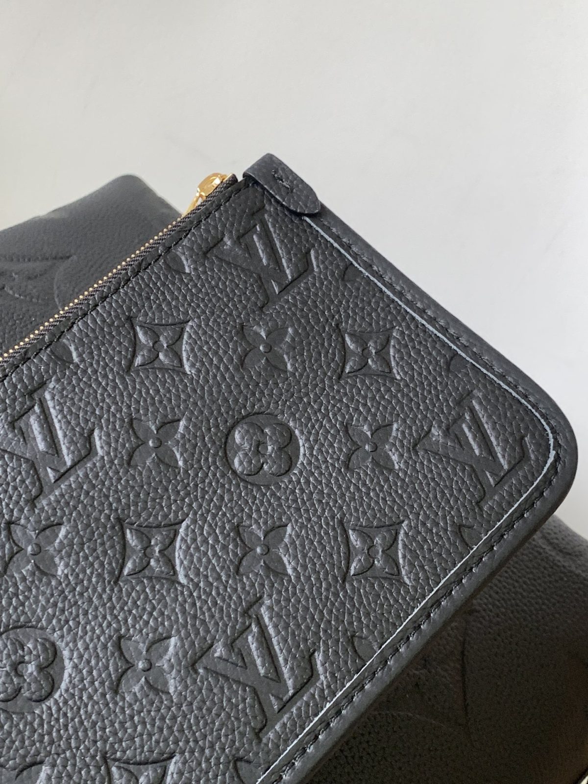 Louis Vuitton M46288 CarryAll Women Bags Size 29*24*12cm - Image 7