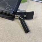 Gucci New GG Supreme Pouch Size 26*20*6cm Style 475316 - Image 9