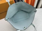 Louis Vuitton Blossom Women Handbag 30*27.5*16cm - Image 8