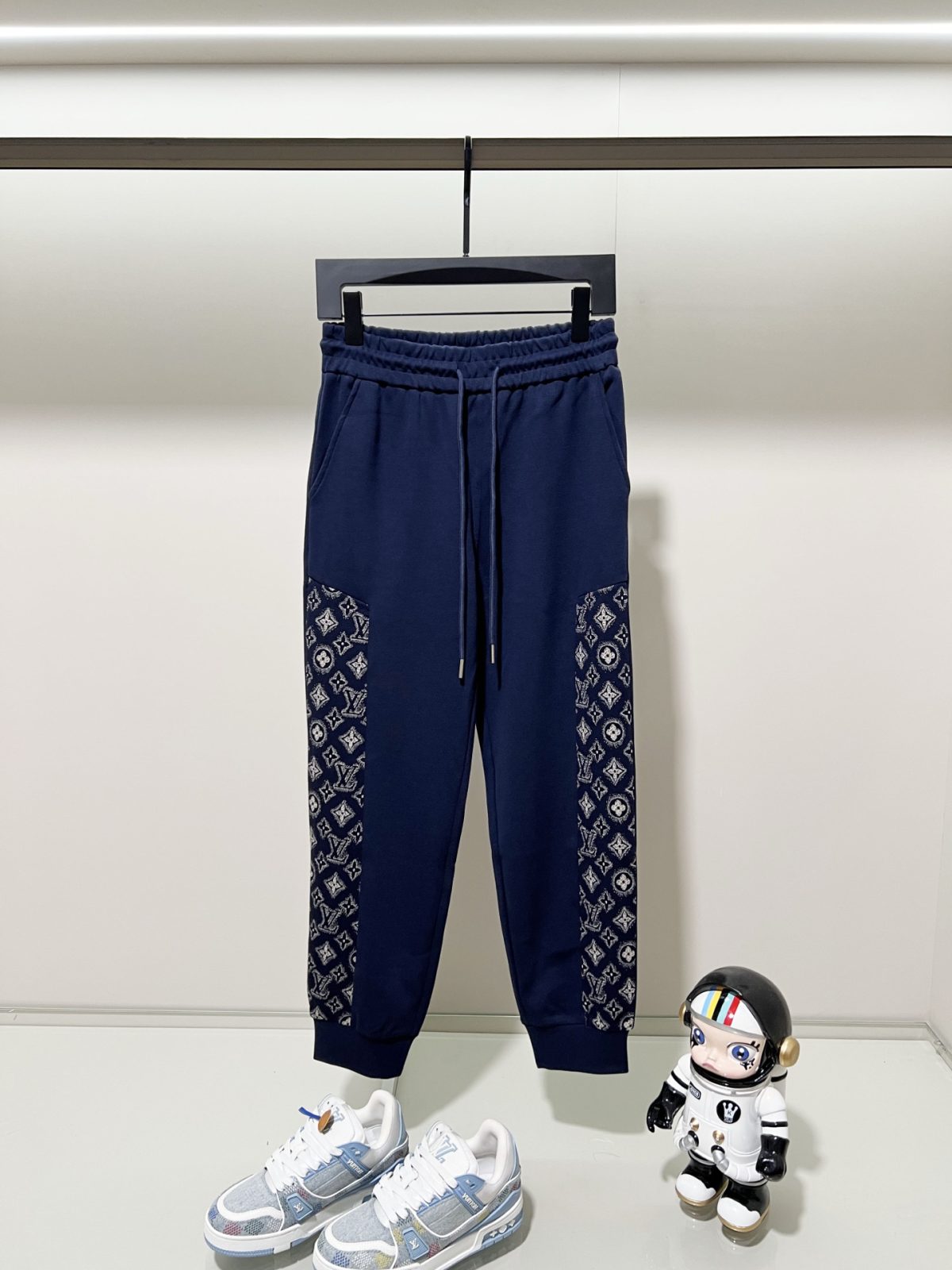 Louis Vuitton Unisex Pants Size S-XXL - Image 1