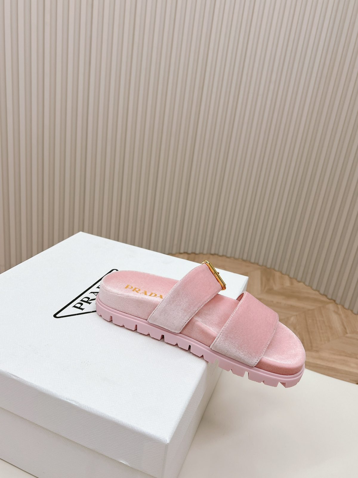 Prada 2024ss Slippers Size 36-40 - Image 4