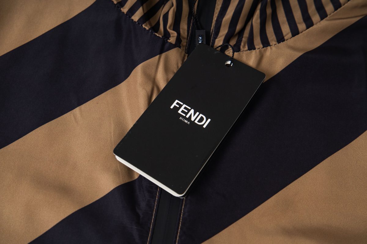 Fendi New Jacket Size S-XL - Image 15