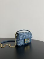 Fendi Baguette Shoulder Bags Small 19*10*4cm - Image 7
