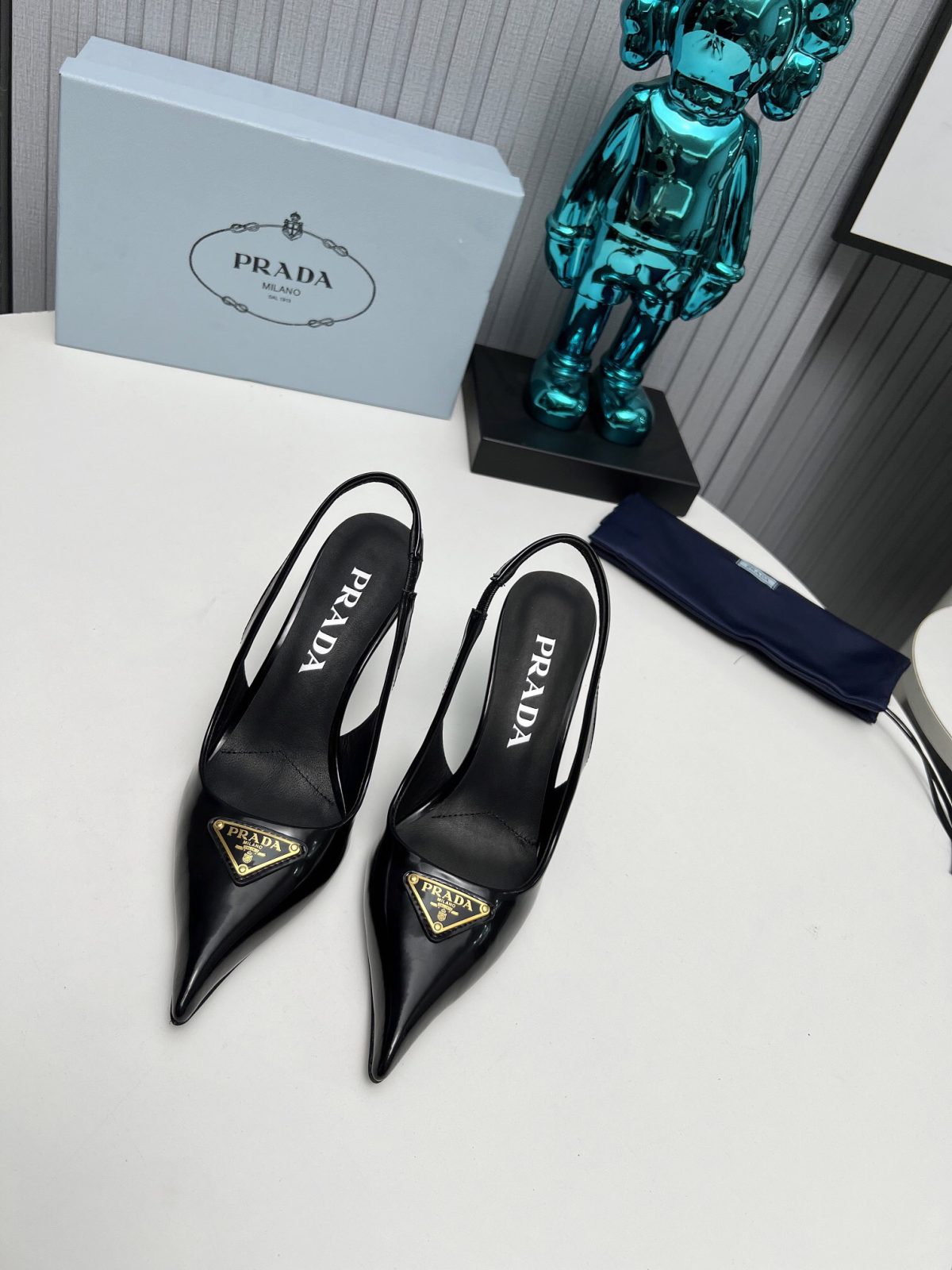 Prada Brushed Leather Slingback Pumps Size 35-41 - Image 2