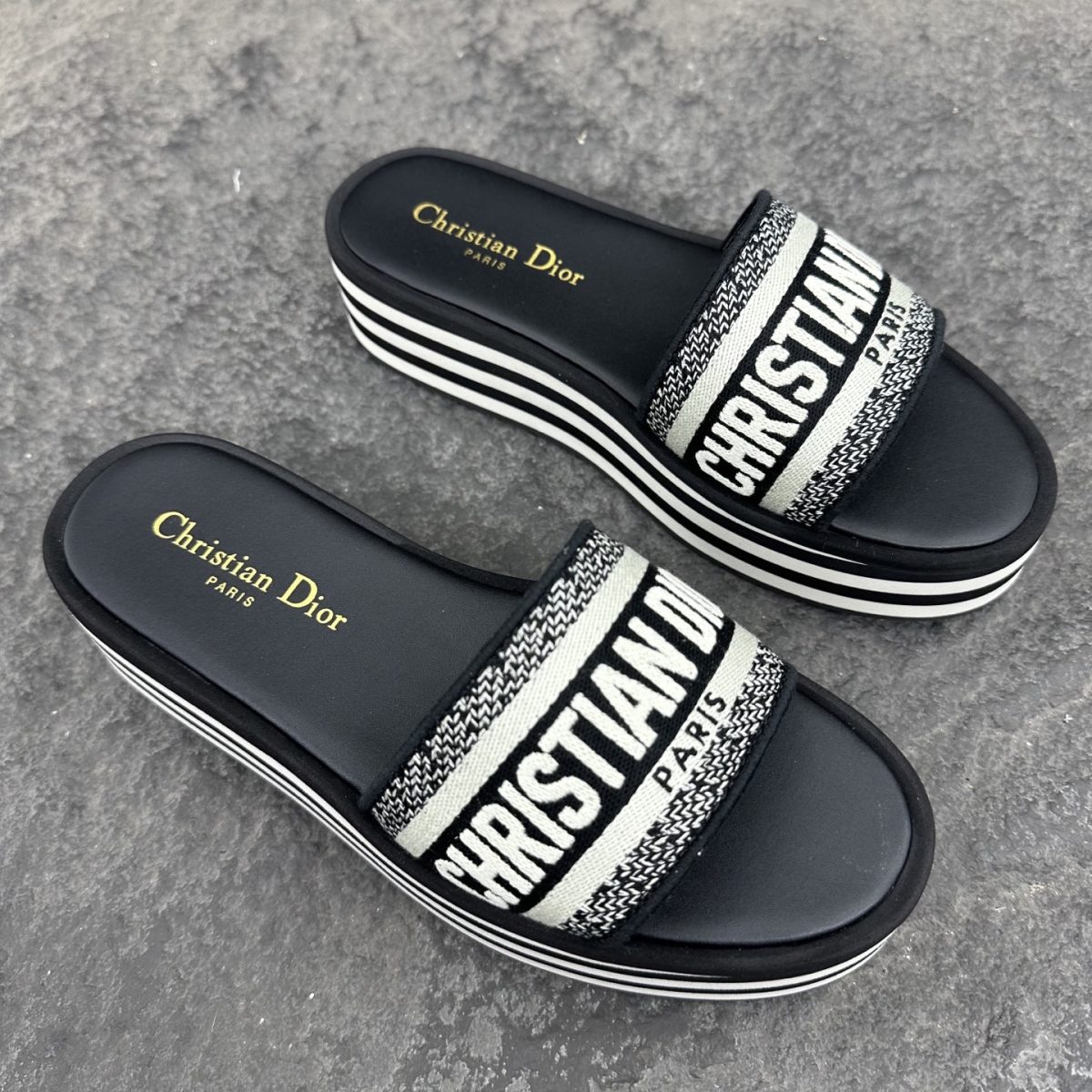 Dior Dway Women Slippers Size 36-41 - Image 1