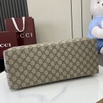 Gucci GG Emblem Women Shopping Bags Size 38*25*15cm - Image 4