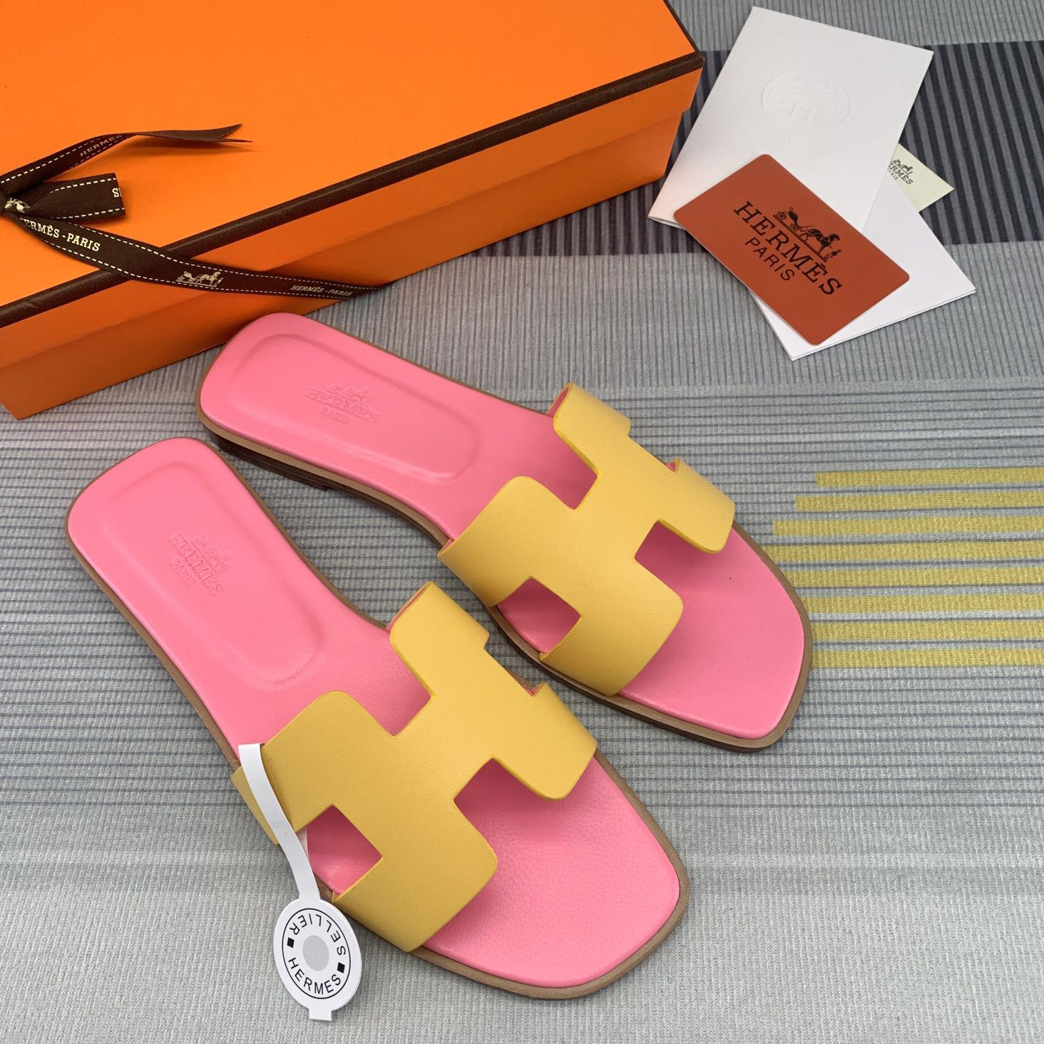 7eae576421d5953f.jpg Hermes Oran Slippers Size 35-41 5-Color - Image 1