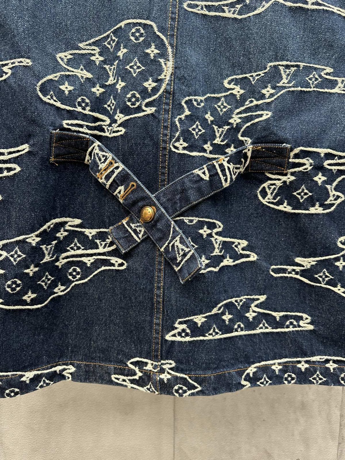 Louis Vuitton Unisex Jacket Size S-XL - Image 6