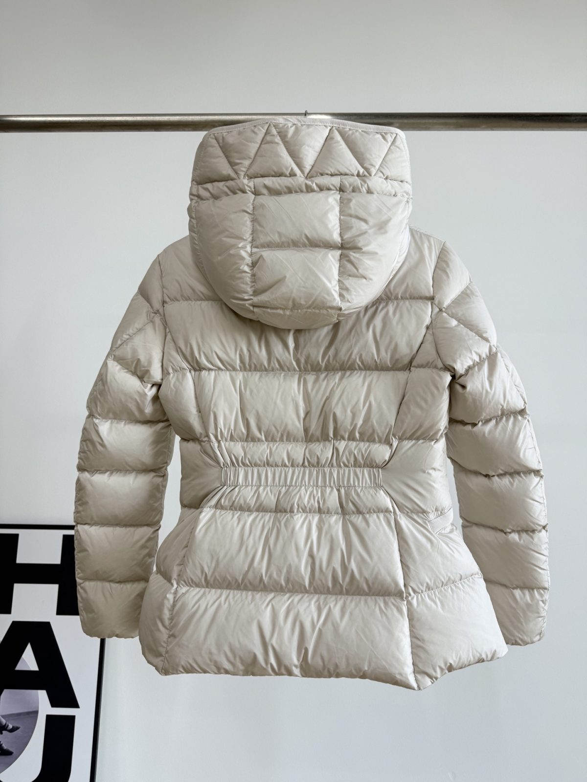 Moncler Avoce Women Down Jacket Size S-XL - Image 2