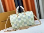 Louis Vuitton M24422 Speedy P9 Bandoulière 40 Monogram Leather Pharrell Williams Travel Bags Size 40*26*23cm - Image 4