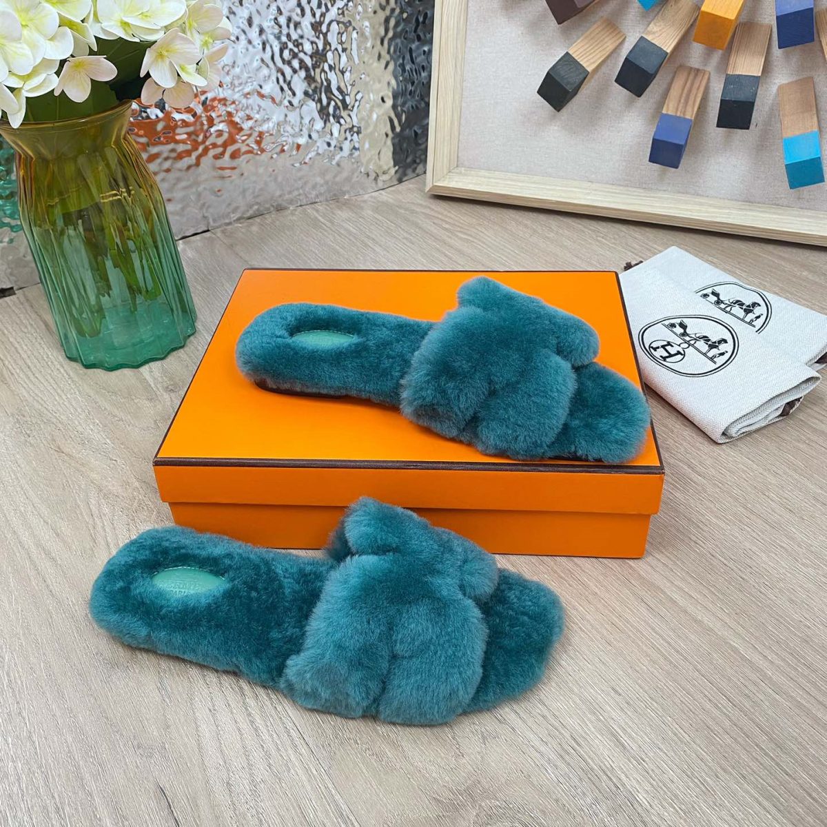 Hermes 23fw Women Winter Slippers Size 36-40 - Image 1