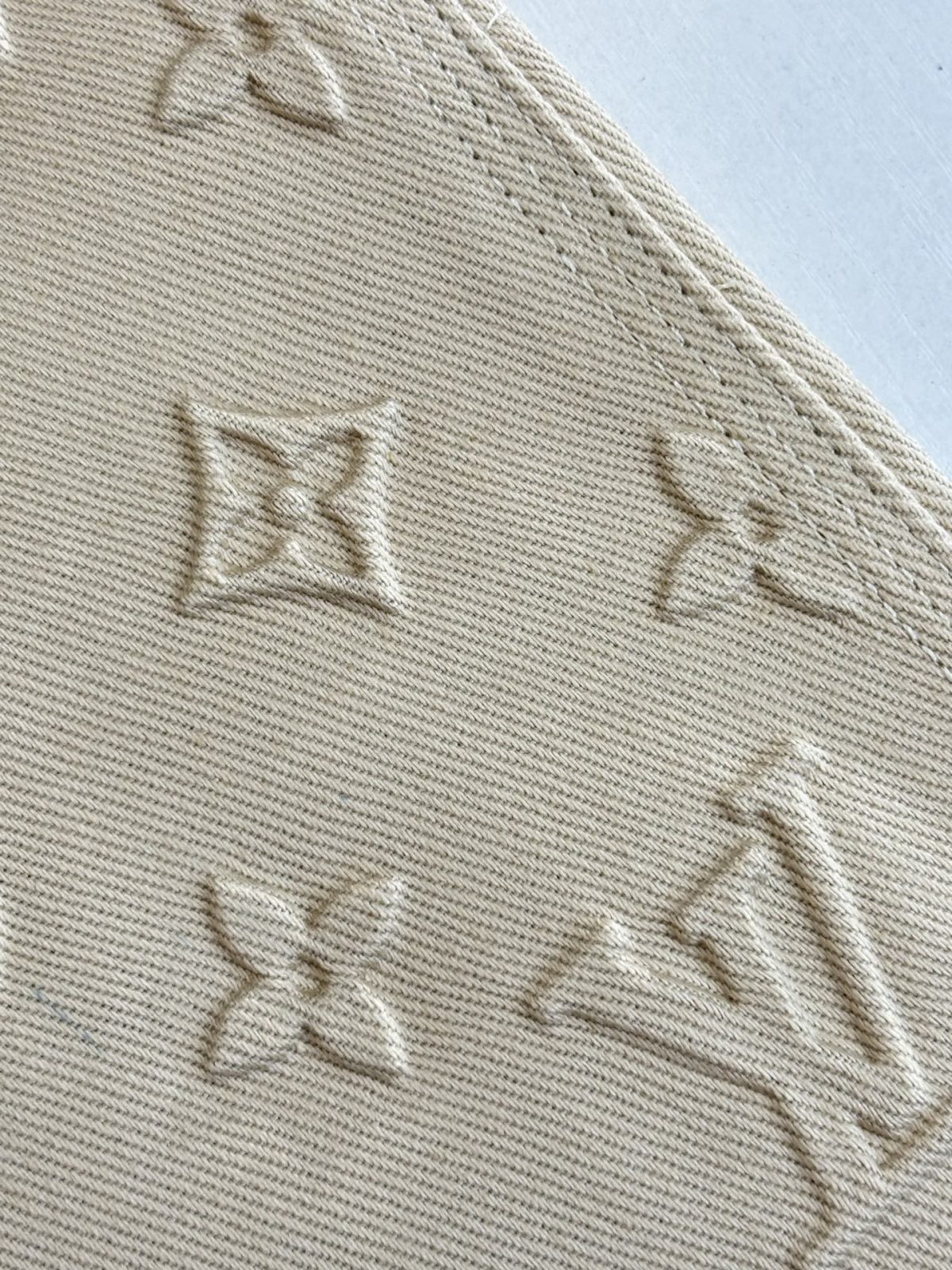Louis Vuitton Unisex Jeans Size S-XL - Image 12