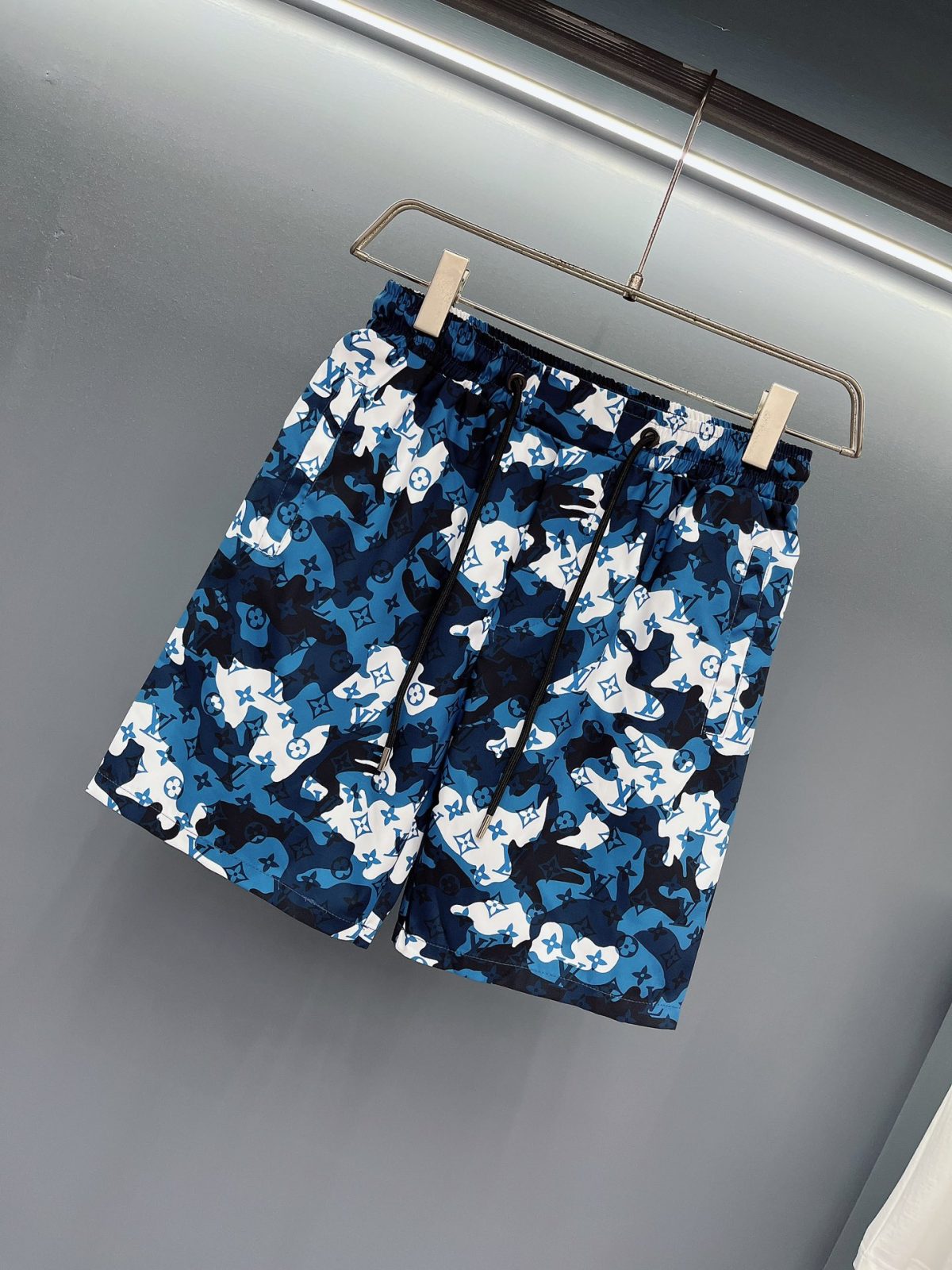 Louis Vuitton Beach Pants Size M-XXXL - Image 2