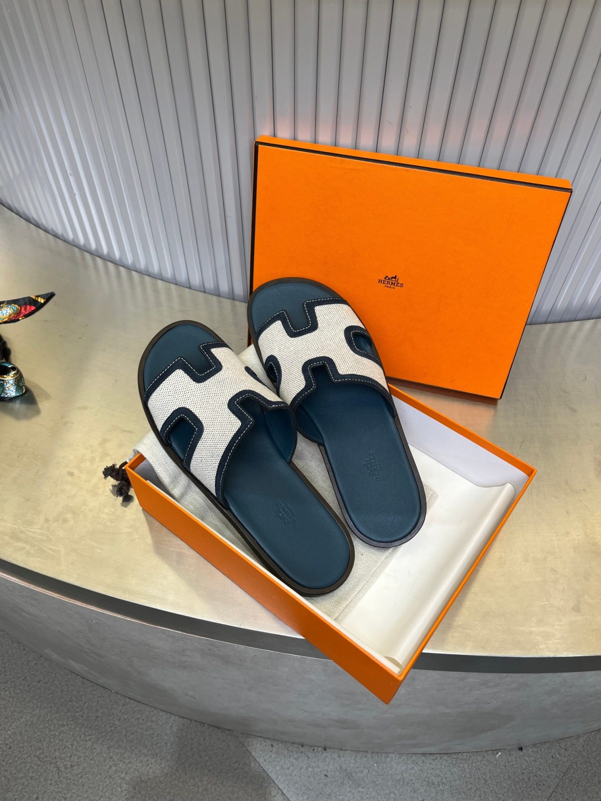 Hermes lzmir Sandals Size 40-45 - Image 7