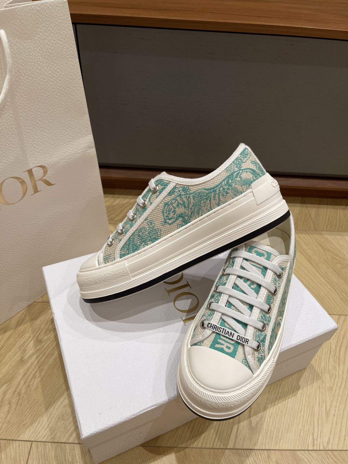 Dior Walk'N'Dior Plateau Sneaker Size 36-41 - Image 6
