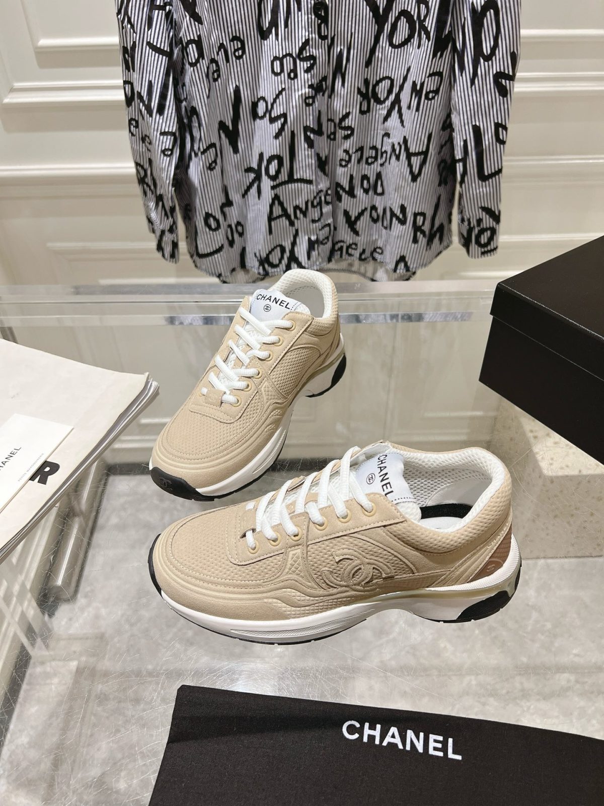 Chanel New Women Sneaker Size 35-41 - Image 4