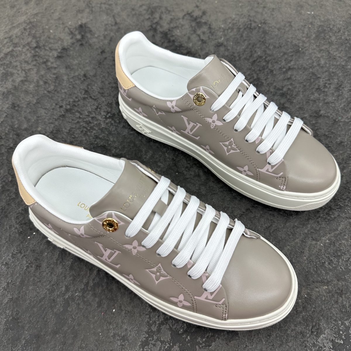 Louis Vuitton Time Out Sneaker Size 36-41 - Image 2