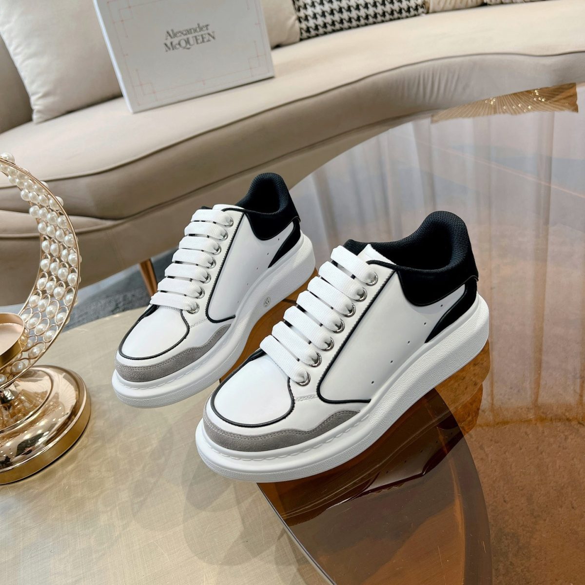 Alexander McQueen Oversized Sneaker size 36-46 - Image 2