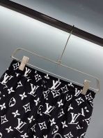 Louis Vuitton Beach Pants Size M-XXXL - Image 5
