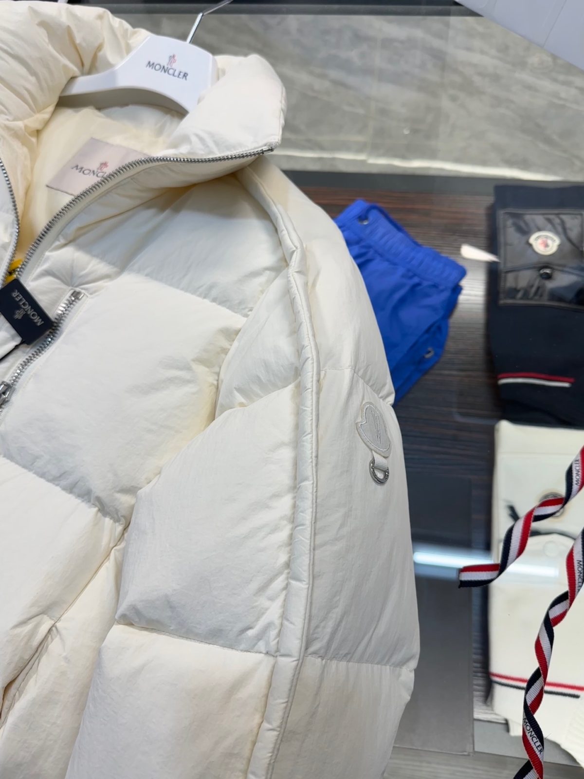 Moncler x Willow Smith YAEL Women Down Jacket Size S-L - Image 5