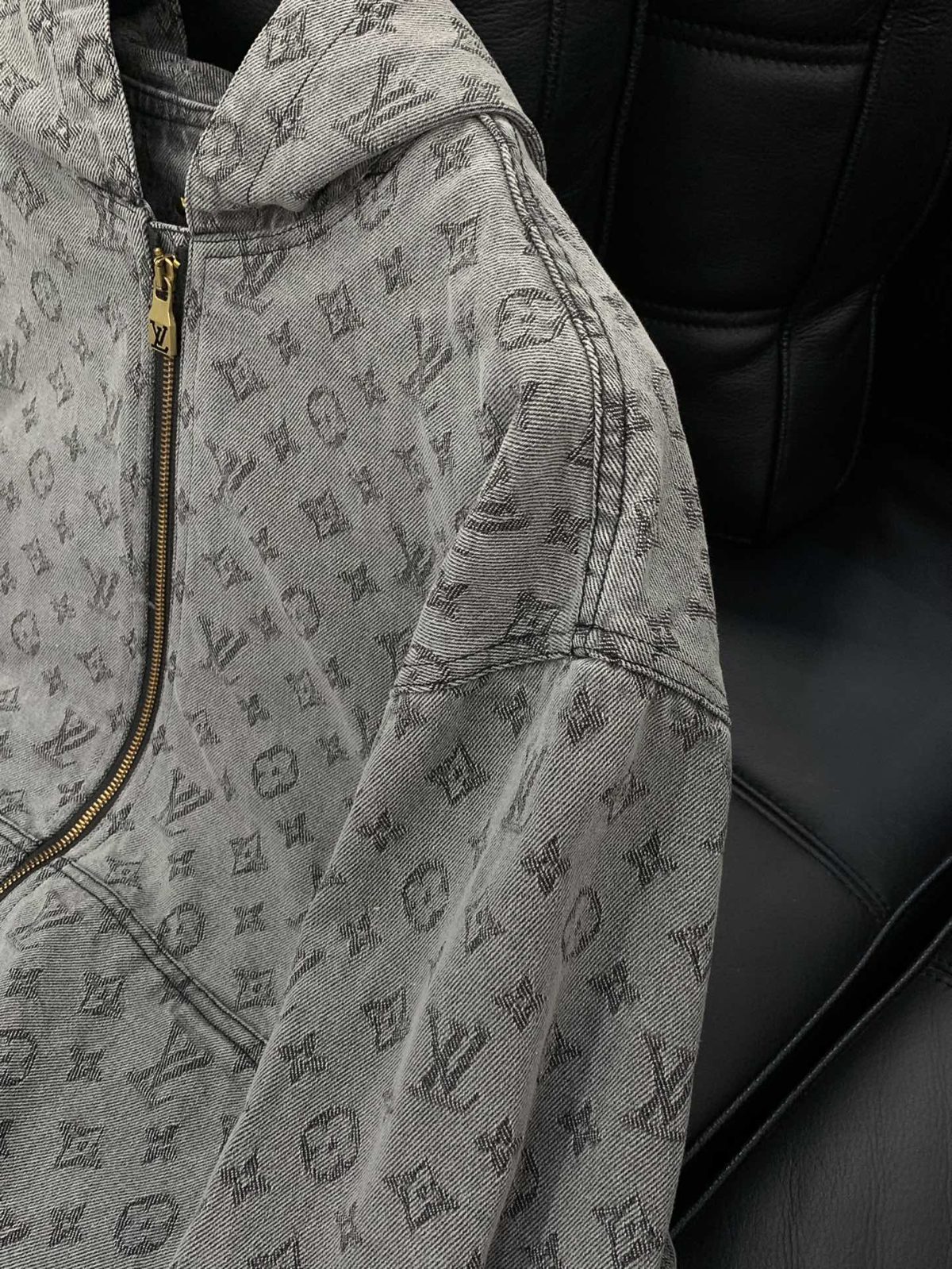 Louis Vuitton Unisex Jacket Size 46-52 - Image 5