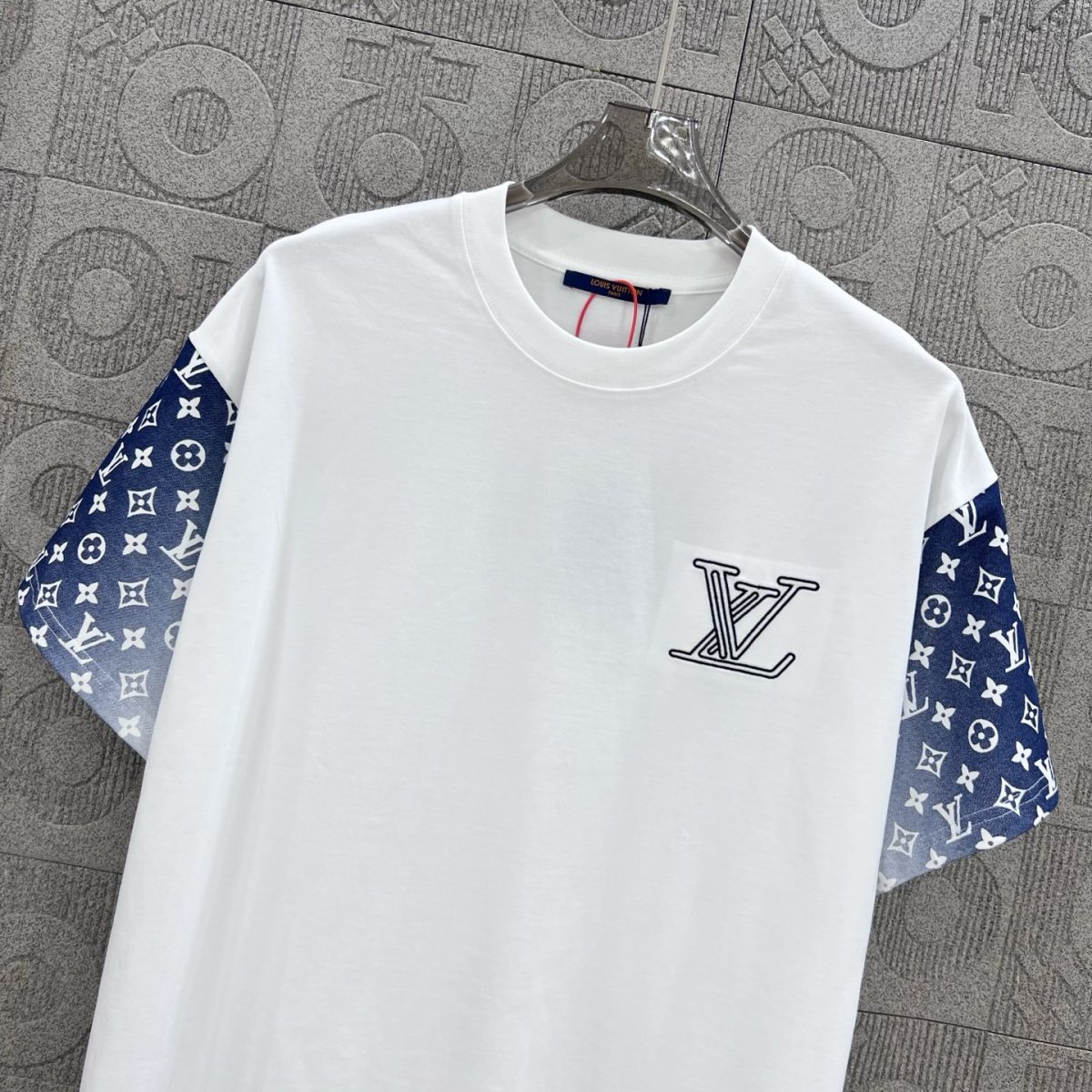 Louis Vuitton T Shirt  Embroider Logo Size XS-L - Image 7