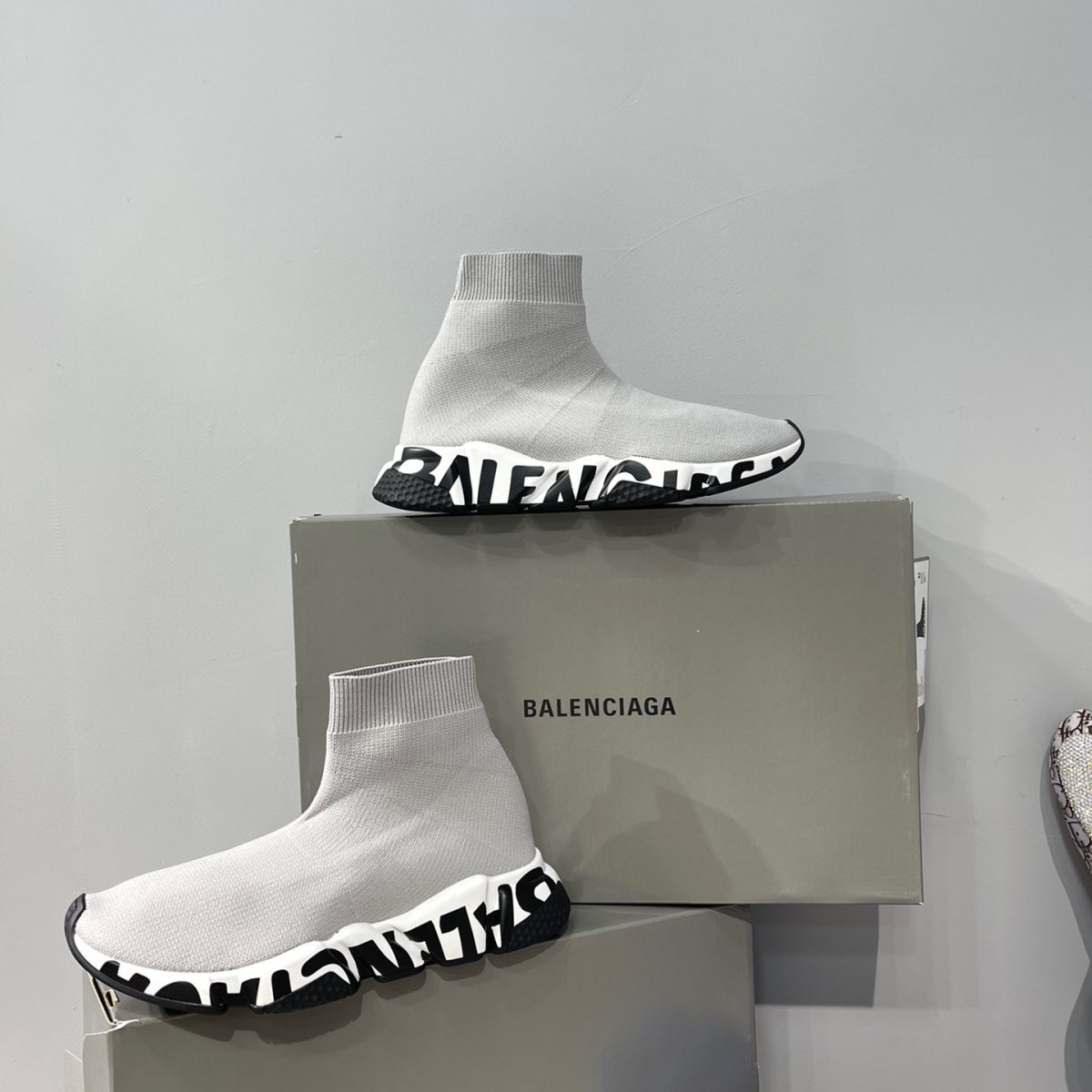 Balenciaga Speed Graffiti Sneaker Size 35-45  5-Color - Image 1