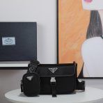Prada 2VH133 Re-Nylon and Saffiano Leather Shoulder Bags Size 22*16*5cm - Image 3