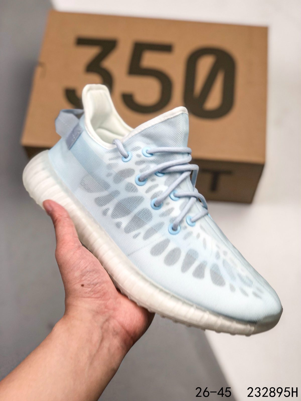 Yeezy 350 Boost 350 V2 Mono Lce Mens/Women Sneakers Shoes Blue 36 - 45 - Image 1