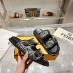 Fendi Slippers Size 36-45 - Image 3