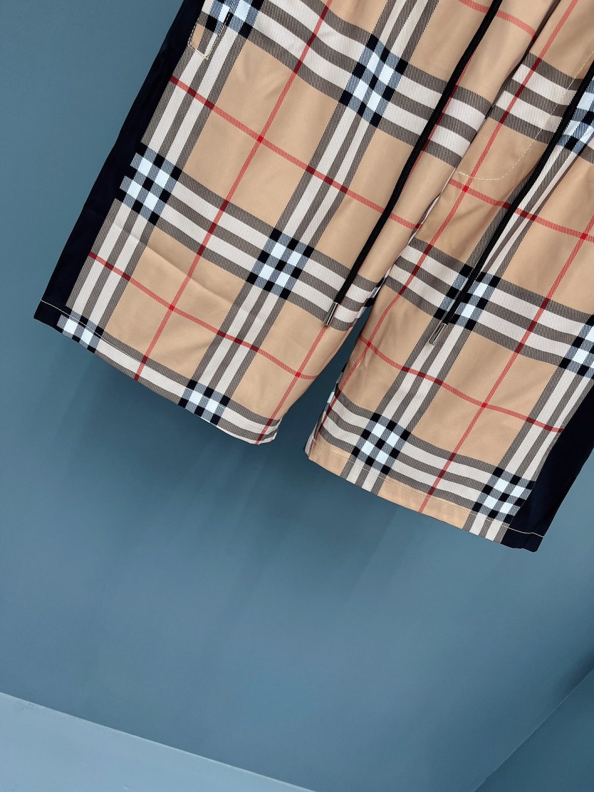Burberry Beach Pants Size M-XXXL - Image 7