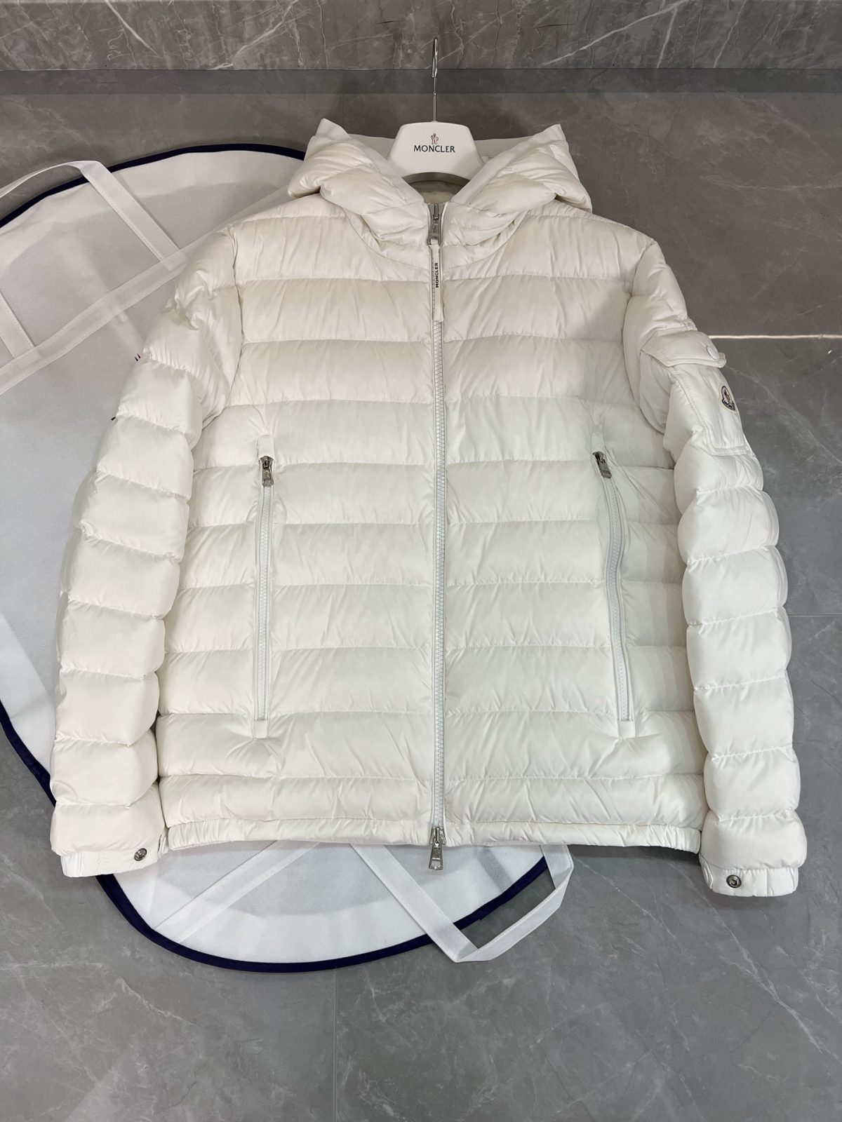 Moncler 25SS Galion Winter Jacket Size S-XXL - Image 2