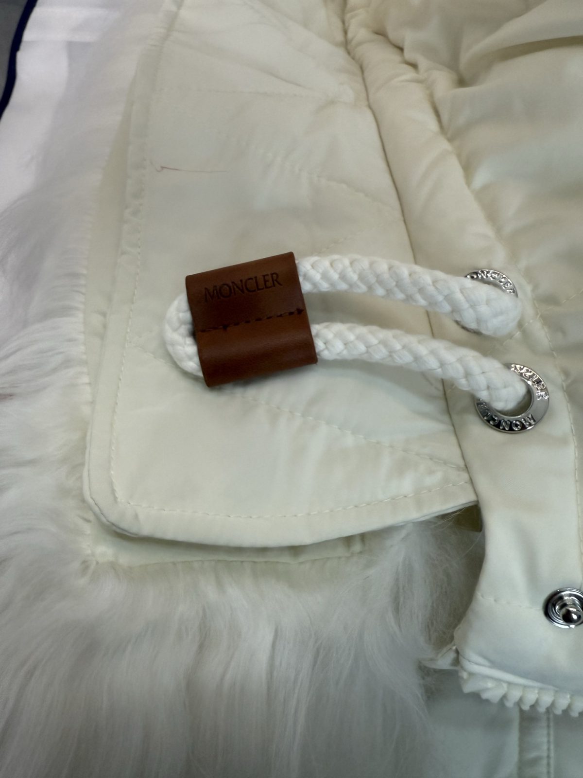 Moncler Women Bosona Long Down Jacket Size S-XL - Image 7