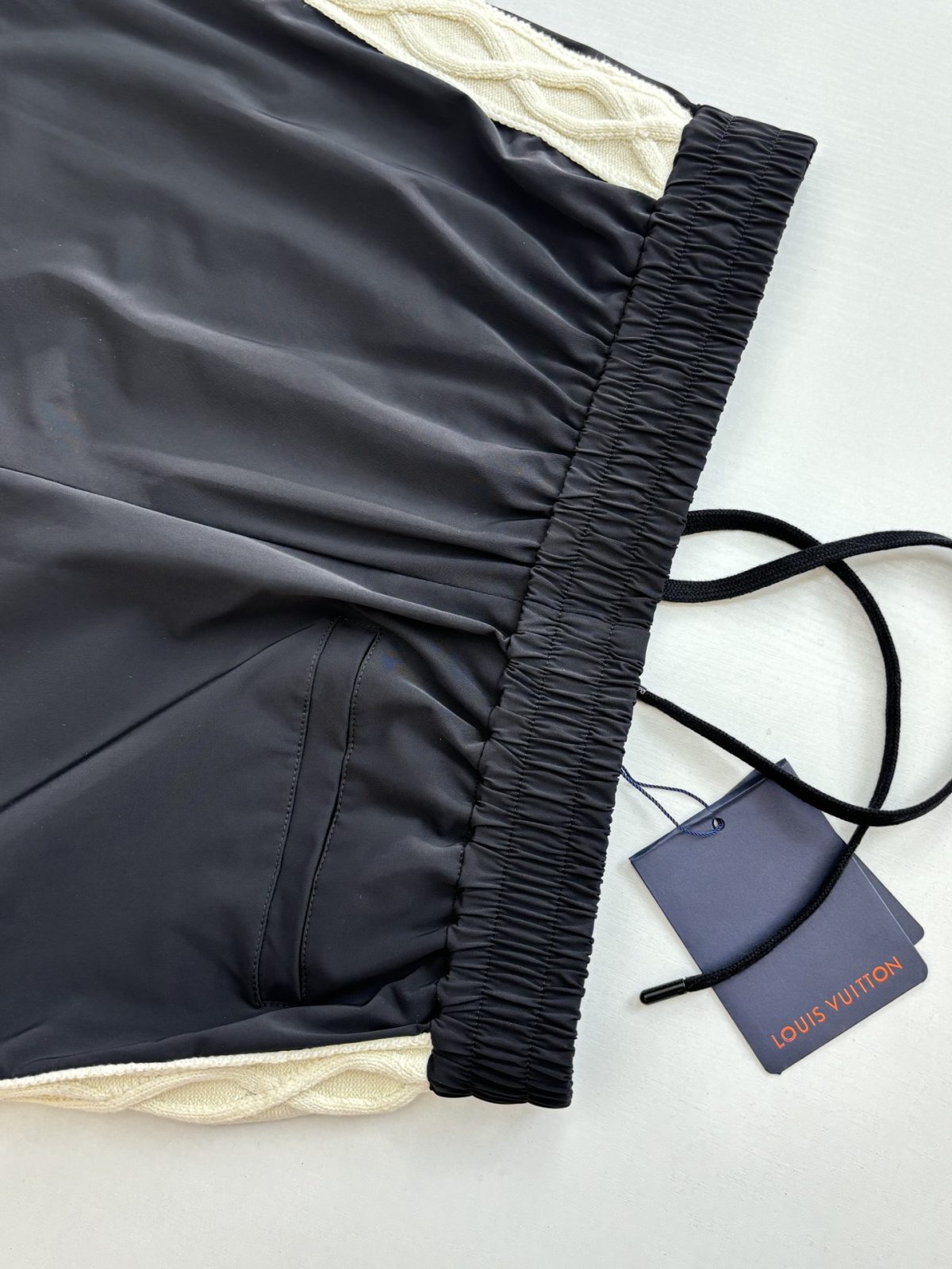 Louis Vuitton Unisex Pants Size S-XL - Image 4