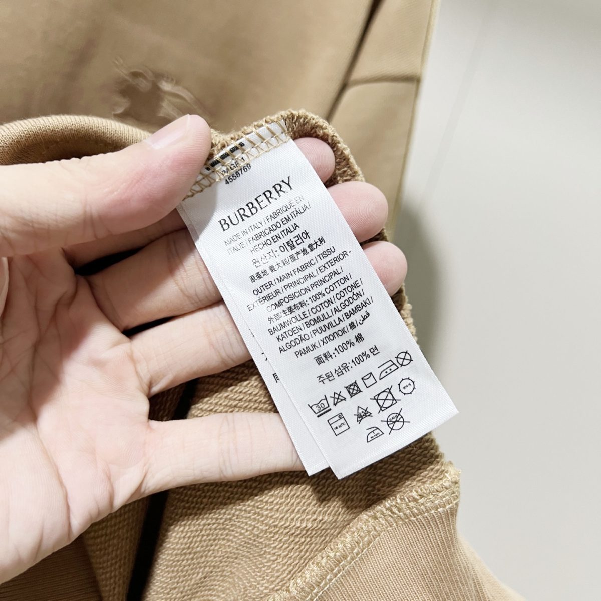 Burberry Unisex Sweatshirt Size S-XL - Image 3
