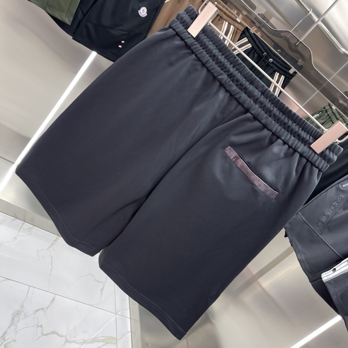 Louis Vuitton Shorts M-3XL - Image 4