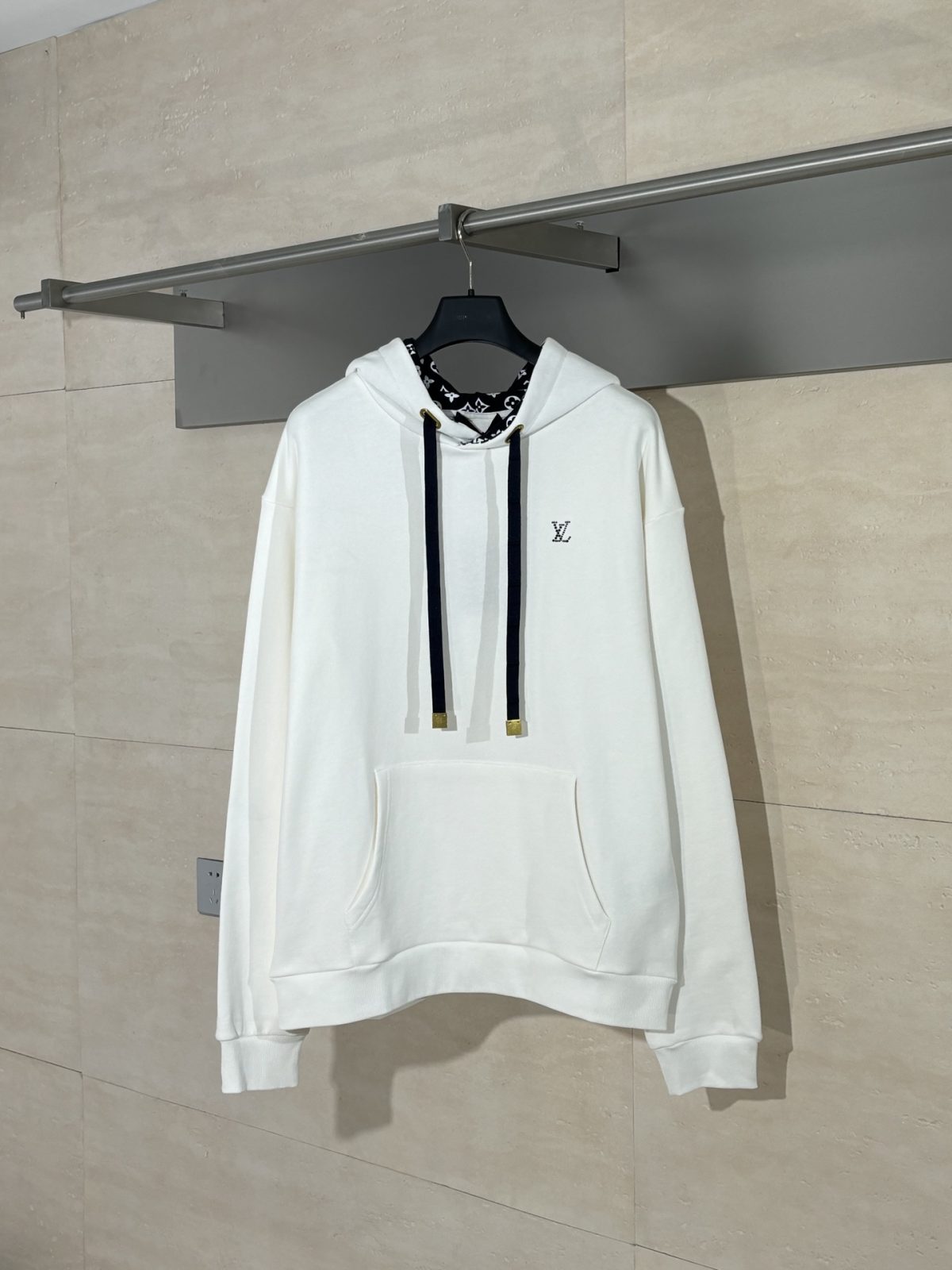 Louis Vuitton Unisex Sweatshirt Size S-XL - Image 1