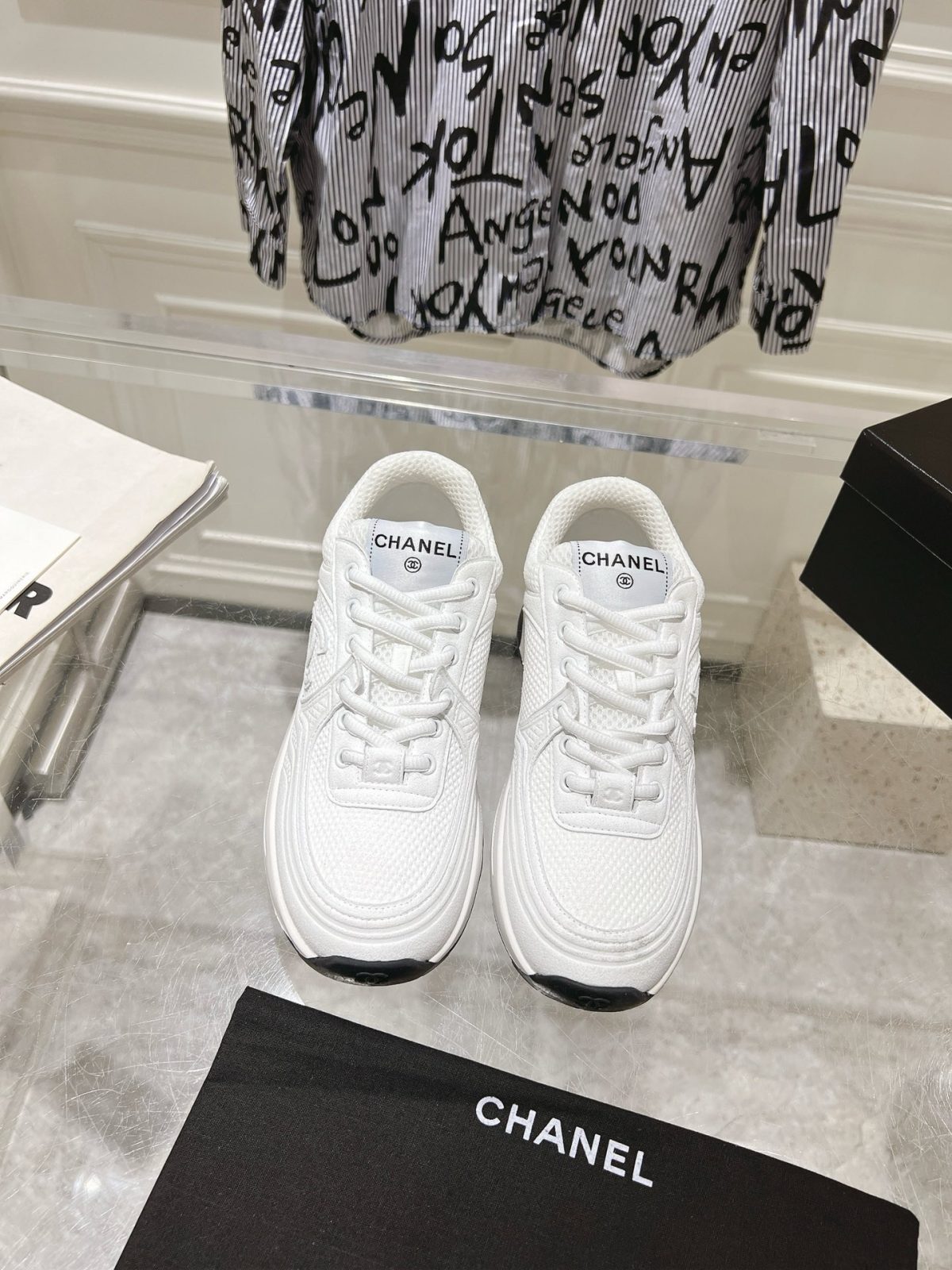 Chanel New Women Sneaker Size 35-41 - Image 2