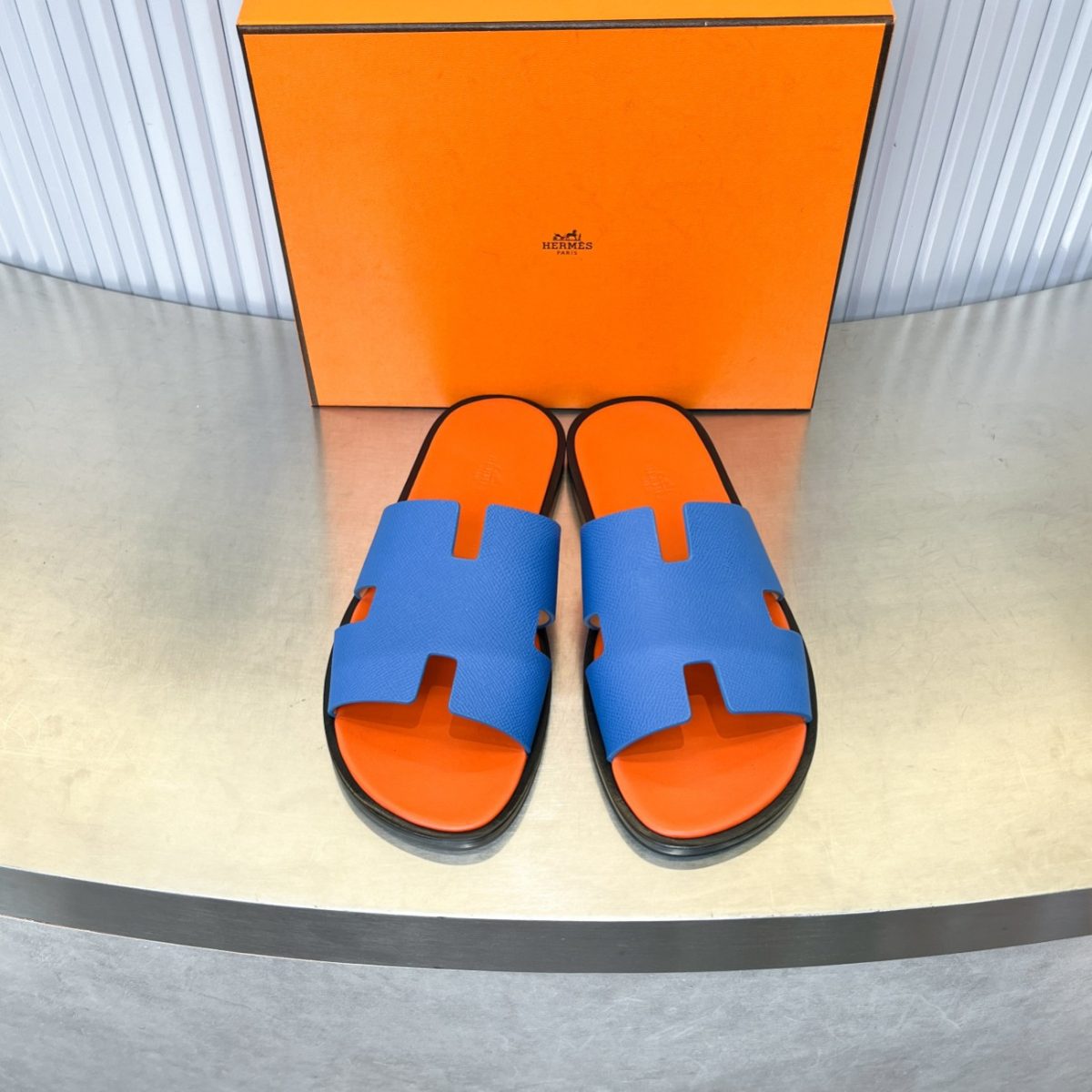Hermes lzmir Sandals Size 40-45 - Image 2