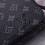 Louis Vuitton M46255 District Men Bags Size 26*20*7cm - Image 8